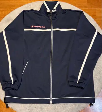 champion 트랙 자켓 네이비 size:L [ 가격 인하 요청 ]