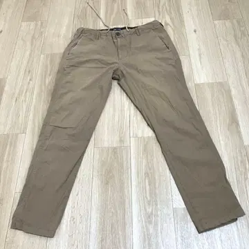 빔즈하트 스트레치 테이퍼드 팬츠 베이지 S 사이즈