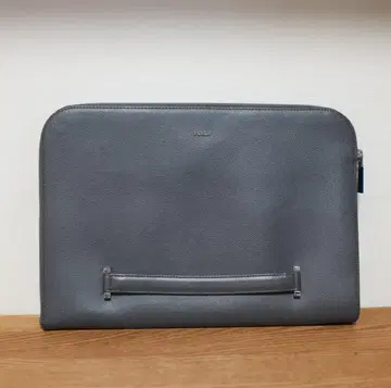 FURLA 훌라 가죽 클러치백 A4 수납 가능 이탈리아제 그레이