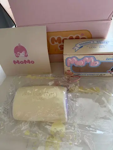 MoMo 롤케이크 스퀴즈 고구마