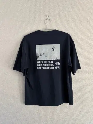 THE NORTH FACE 그래픽 T셔츠 블랙