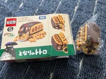 드림 토미카 이웃집 토토로 고양이 버스 01