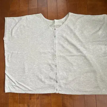 그레이 니트 가디건 반팔 버튼 포함