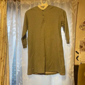 CHUMS 그레이 긴팔 무릎 기장 원피스