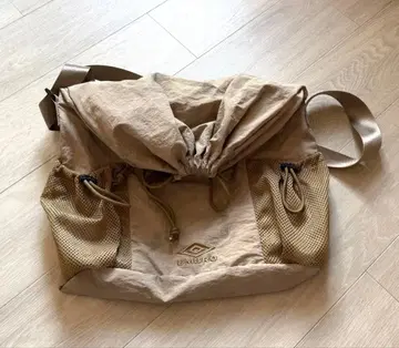 UMBRO 별주 Nylon Shoulder Bag