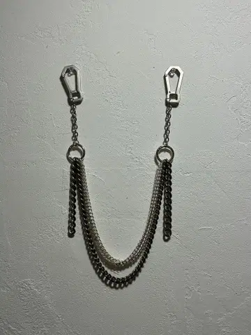 [ GRANCY ] 그랑시 카라비너 디자인 레이어링 월렛 체인