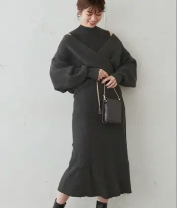 내추럴 꾸뛰르 크로스 니트+민소매 원피스 세트 블랙