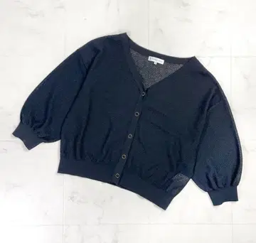 새상품급 쿠미쿄쿠 올 패턴 시어 니트 가디건 블랙 사이즈 6*MD149