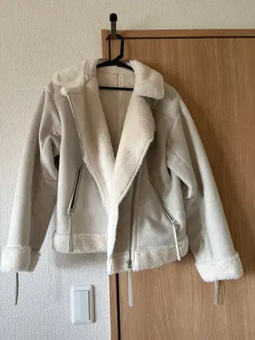 MARCURY DUO 무스탕 라이더 자켓