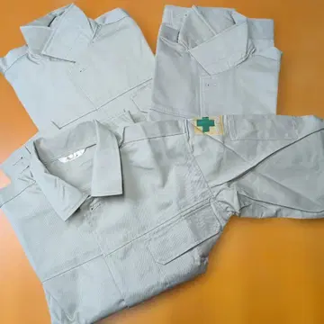 미사용 작업복 라이트 그레이 워크 셔츠 3점 일괄 왼쪽 어깨 십자가 마크