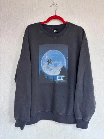 BEAMS E.T. 그래픽 맨투맨