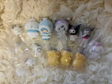 산리오 가챠가챠 쿠로미 시나몬 폼폼푸딩 포차코 키키