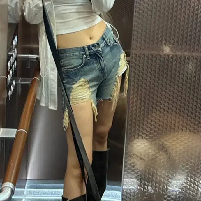 Bohemian Seoul Motorcycle Leather Shorts Pants on Bunjang Global Site.