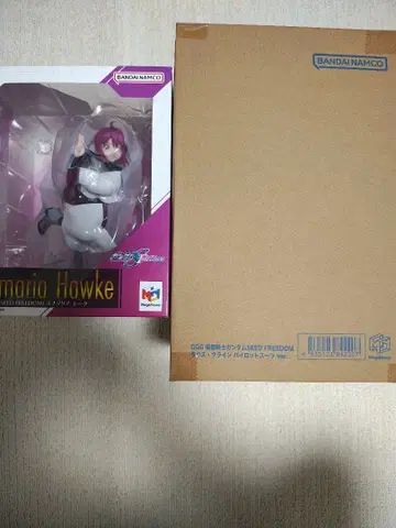 GGG 라크스 클라인 파이롯트 수트 Ver, 루나 마리아 호크 피규어