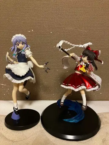 하쿠레이 레이무 이자요이 사쿠야 피규어 2인 세트