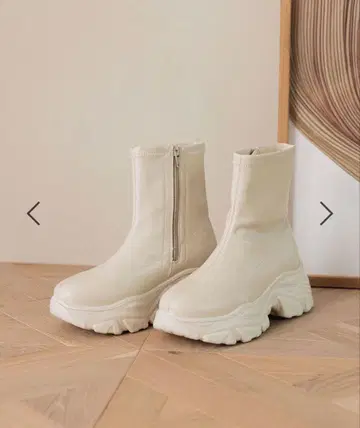 LOWRYSFARM 스트레치 스니커즈 부츠 화이트 L 사이즈