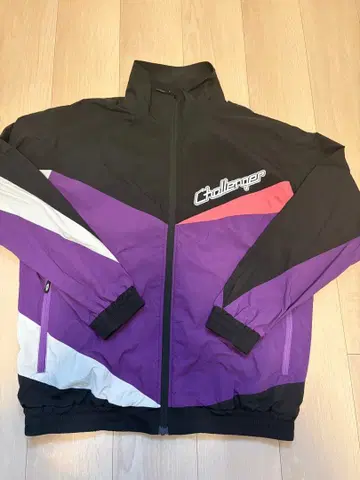 26ss 챌린저 나일론 웜 재킷 M 사이즈