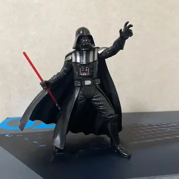 스타 워즈 프리미엄 1/10 피규어 다스 베이더