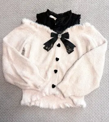 [ LIZLISA ] 리즈리사 레이어드 스타일 어깨 트임 니트 지뢰계