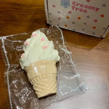 CreamyTree 아이스크림 콘 스퀴즈