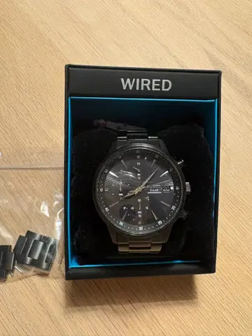 세이코 와이어드 손목시계