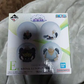 원피스 E상 세라핌 미니 피규어 왼쪽 위 녀석