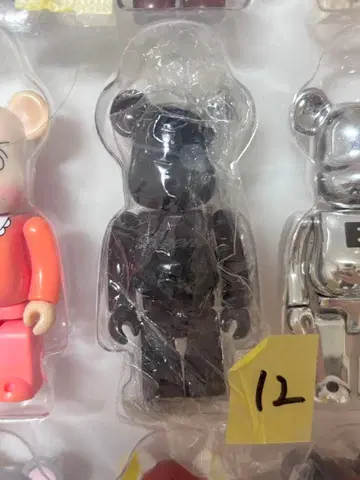 베어브릭 시리즈 12 ROEN