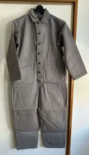 이치 앤티크스 점프 수트