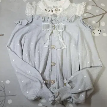 LIZLISA 리즈리사 하트 자수 어깨 트임 레이어드 니트 블루