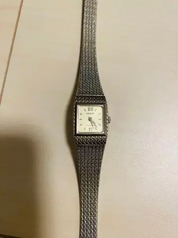 앤티크 ORIENT 쿼츠 손목시계