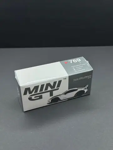 1/64 도요타 GR86 LB Nation 화이트 MINI GT