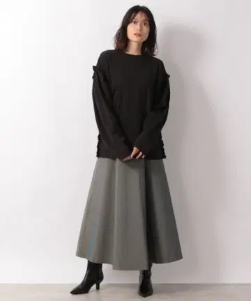 로리즈팜 샴브레이 플레어 스커트