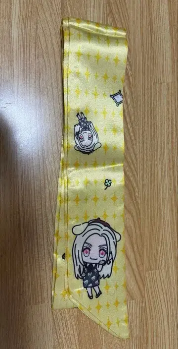 카리스마 테라 산리오 리본 스카프