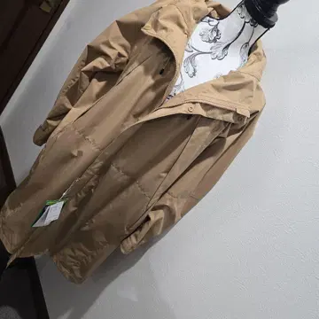 LUCA 택 포함 새상품 베이지 폴리에스테르 자켓