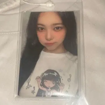 hearts2hearts FOCUS MD 티셔츠 트레이딩 카드 이안