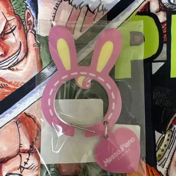 스이파라 나루미야 콜라보 카라비너 베리에짱