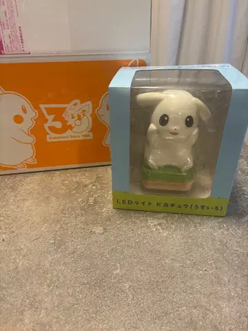 포켓몬 센터 한정판 LED 라이트 포코 아 포켓몬 피카츄 ( 연한색 )