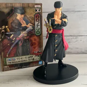 로로노아 조로 원피스 DXF 피규어