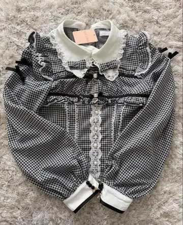 LIZLISA 리즈리사 코르셋 라이크 컷 블라우스 블랙 체크