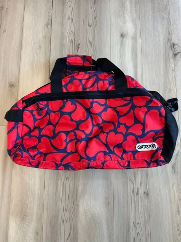 OUTDOOR 하트 무늬 보스턴 백 대용량 수학여행 등에