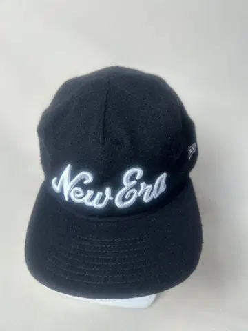 New Era 블랙 캡 스냅백 플란넬 원단
