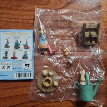 피터 래빗 컬렉션 피규어 물뿌리개 빨간 손수건