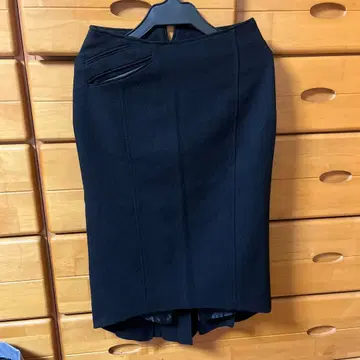 free's 타이트 스커트 무릎 기장 울 피쉬테일 불규칙 밑단