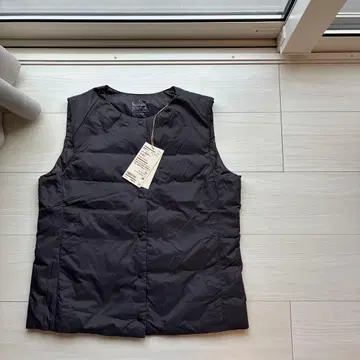 무인양품 M 다크 브라운 노카라 다운 베스트 새상품