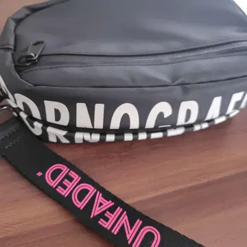 포르노그라피티 16th 라이브 서킷 UNFADED 굿즈 [ 파우치 ]