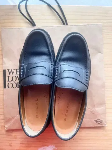 REGAL 블랙 로퍼