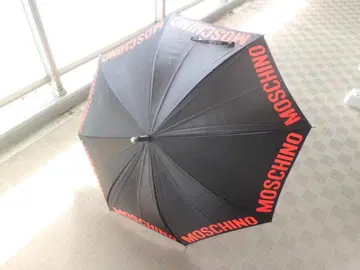 모스키노 장우산 검정 블랙 로고 포함 MOSCHINO