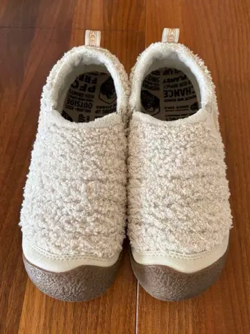 [새상품급] KEEN 여성용 하우저 HOWSER II 25.5cm 보아