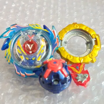 [ 드라이버 미사용 ] 완전체 스트라이크 갓 발키리 베이블레이드