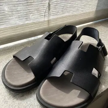 EMOZIONI 샌들 41 이탈리아제